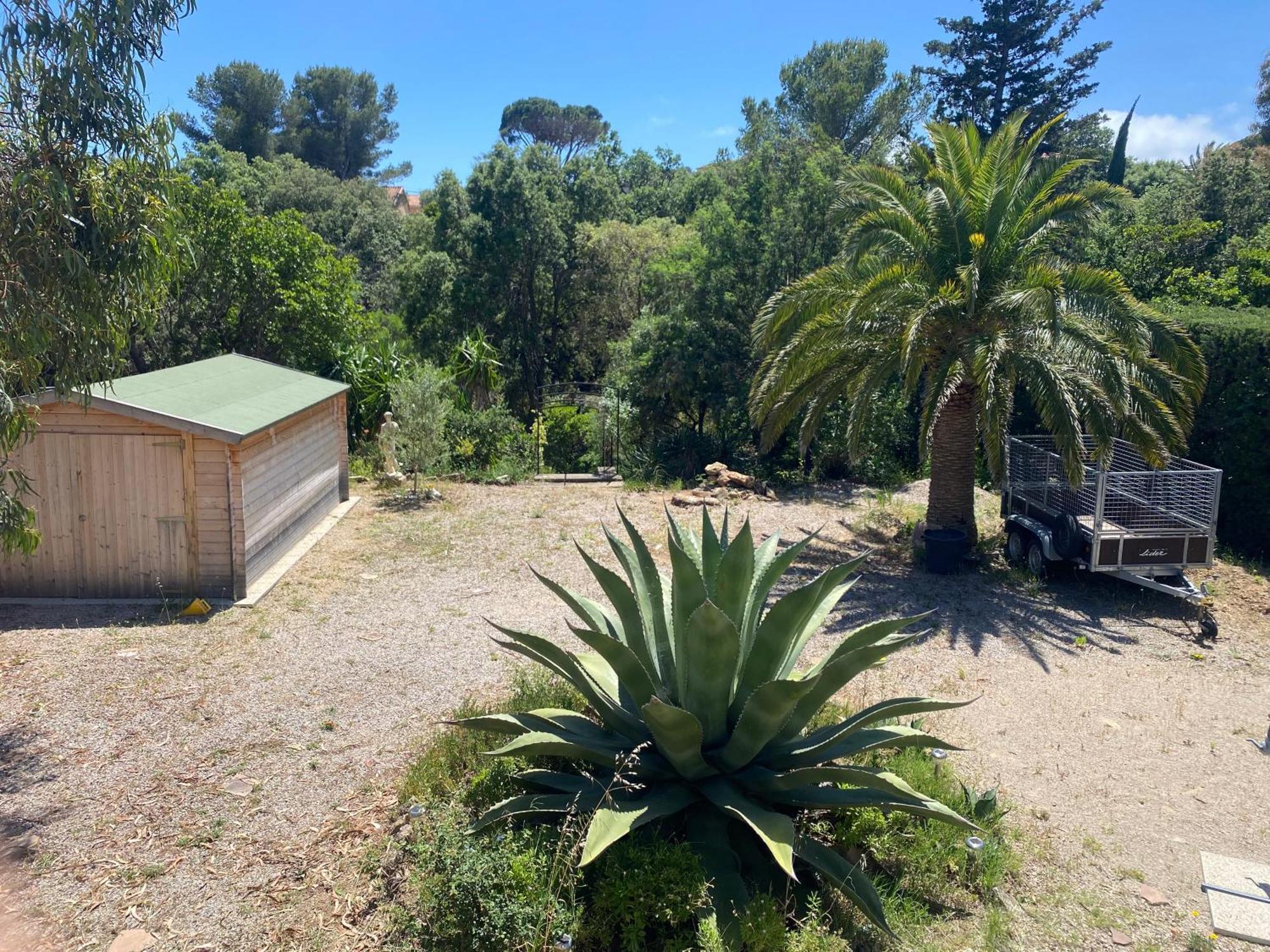 Chez Madou, T1 En Bas De Villa Et Rez De Jardin A 900M De La Mer Et Des Commerces Fréjus Buitenkant foto